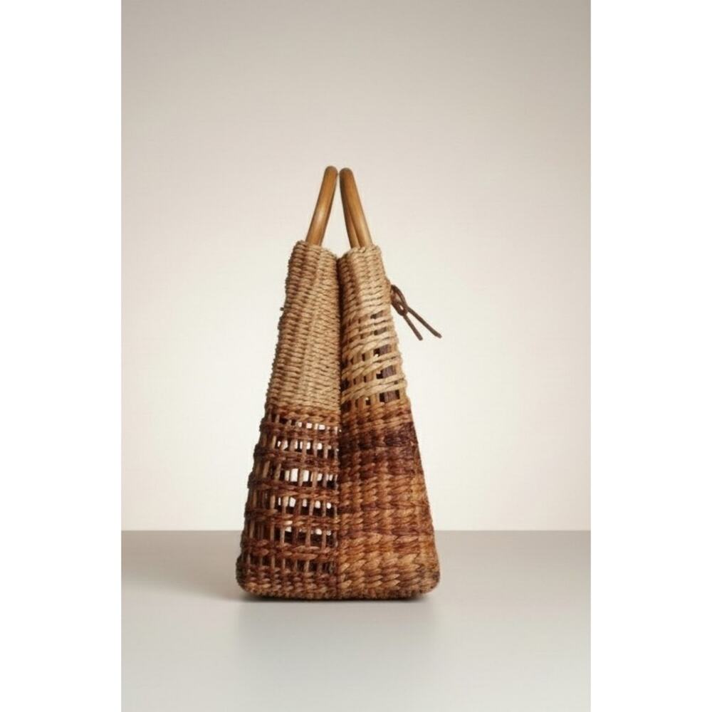 Handwoven Straw Tote Bag Wooden Ring Handles 11” Market Purse Philippines - Picture 3 of 6